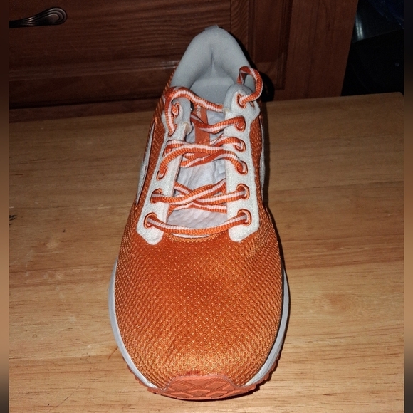 Brooks Vibrant Orange Running Shoes main image 12